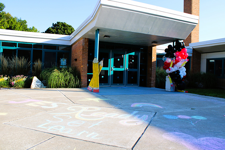 the front of Jamesville Elementary School on the first day of school. 